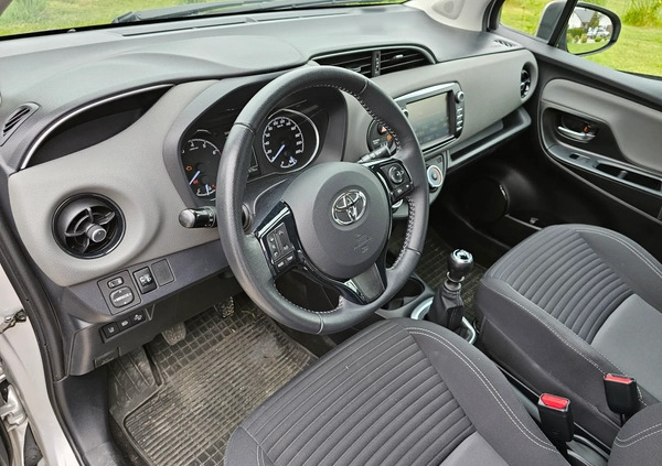 Toyota Yaris cena 55000 przebieg: 33000, rok produkcji 2019 z Jordanów małe 172